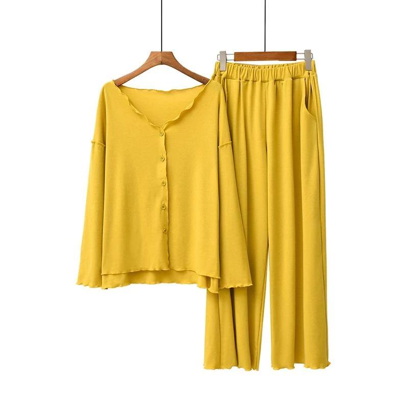 Pajama Módúil Cardigan Set le Ruffled Trim